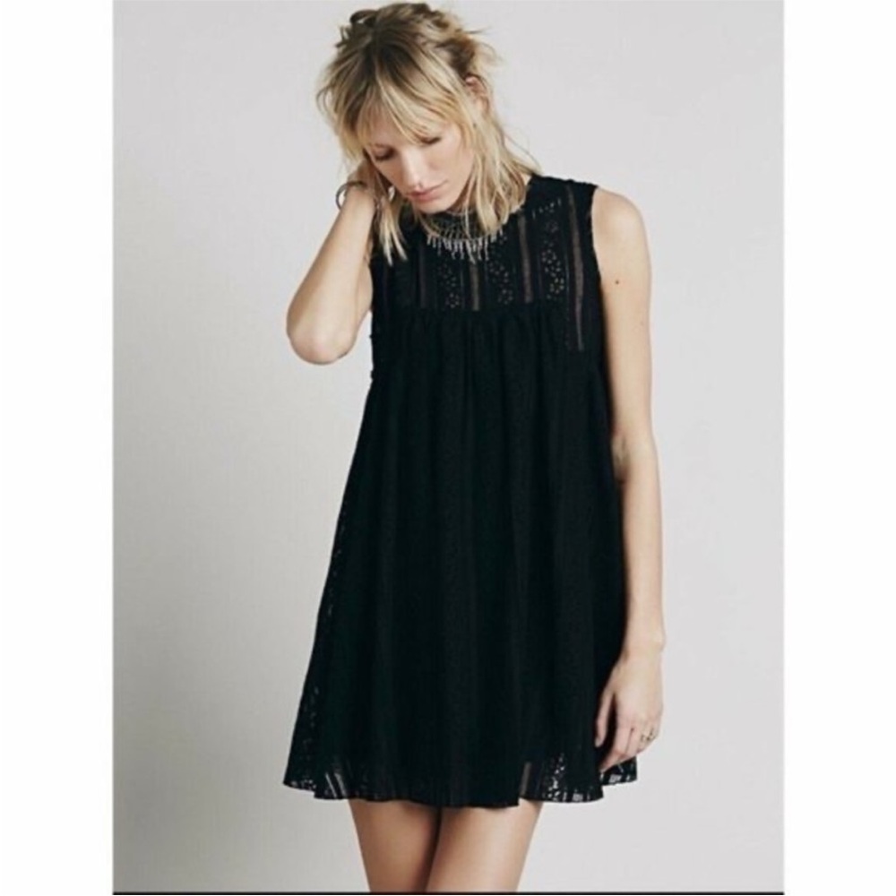 Free People Tu Es La Lace Babydoll Mini Dress in Black Size M - Picture 3 of 16